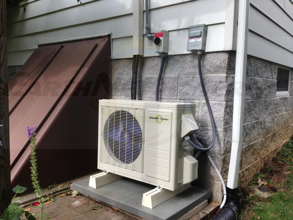 ACDC12 Outdoor Condenser Unit